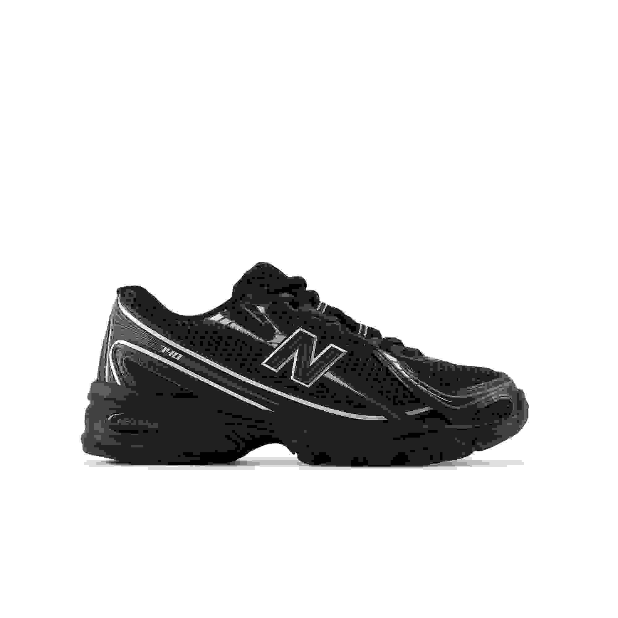 New Balance 740 Grade School Boys' "Black/Silver" Shoe